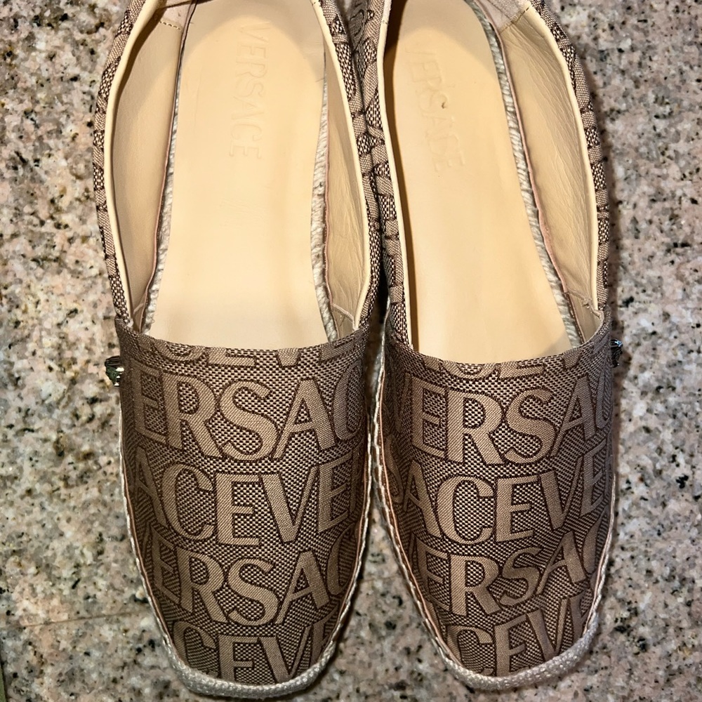 New Versace Espadrilles - Picture 6 of 11